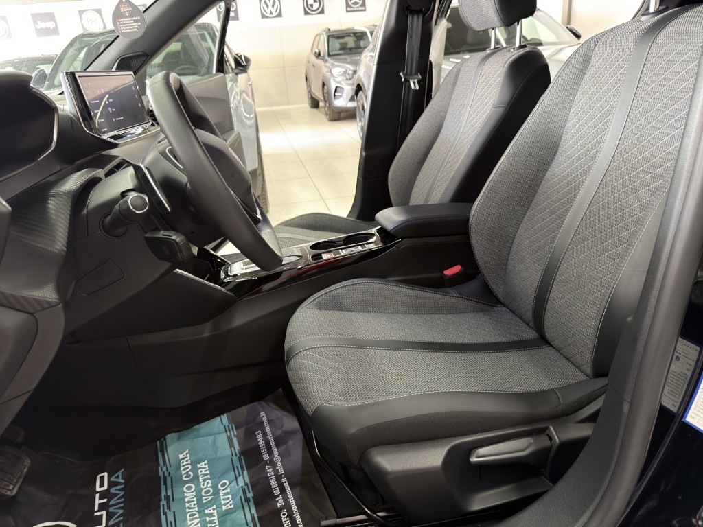 PEUGEOT 2008 1500 BLUEHDI 130 CV EAT8 ALLURE PACK